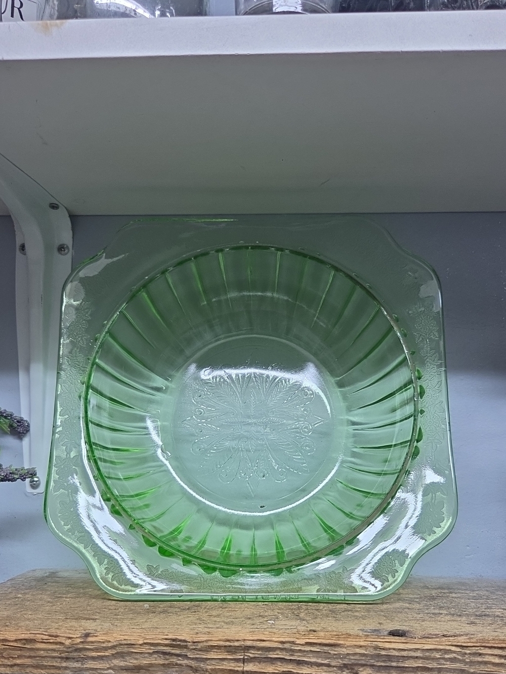 Vintage Jeanette Uranium Glass Bowl